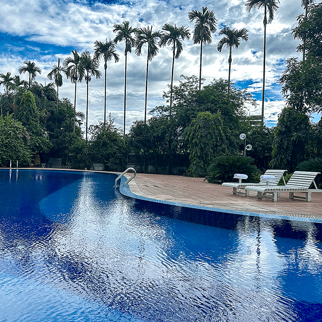 Queen's Court Boutique Resort, Zaflong