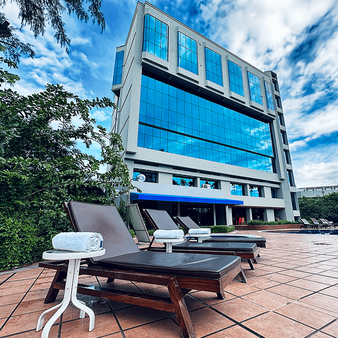 Queen's Court Boutique Resort, Zaflong